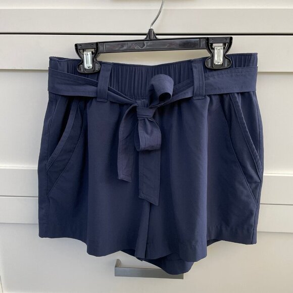 Eddie Bauer Casual Lightweight Poly Blend 3.75" Belted Shorts Navy Sz XS NWOT - Picture 9 of 9